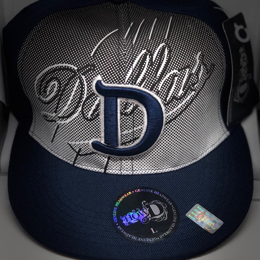 HowD GENUINE EMBROIDERED DALLAS RETRO HAT FLAT RIM